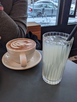 Mocha and lemonade at À la Lo in Stockholm
