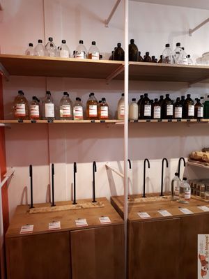 Liquid distributor at La Station in Paris