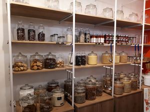dry Cakes at La Station in Paris