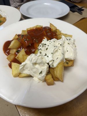 Patatas dos salsas  at El Acebo in Oviedo