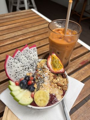 Acai bowl and Thai tea with oat milk  at Yellow Lane Cafe in Bangkok