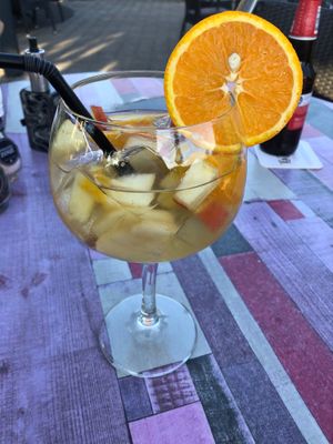 Sangria with fresh fruit. at Stelleplas in Heinkenszand