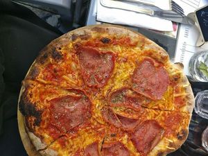 Pizza with vegan Salami at Dolce Vita in Lampertheim