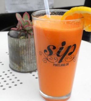 'Get Up' [pineapple, orange, carrot & apple] at Sip Juice Cart in Portland