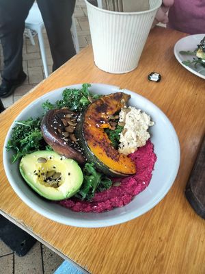 Nourish Bowl 😋 at Papaya in Lennox Head