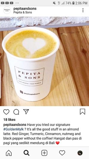 Almond latte (red ginger, turmeric, cinnamon, nutmeg and black pepper without the coffee) at Pepita and Sons in Kuta