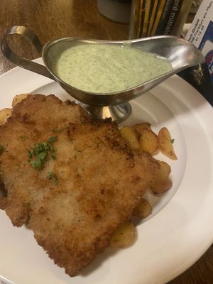 Veganes Schnitzel - kleine Portion   at Zum Eichkatzerl in Frankfurt