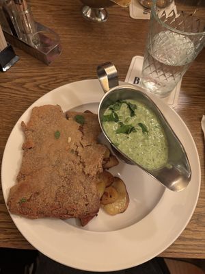 small, schnitzel grüne Soße   at Zum Eichkatzerl in Frankfurt