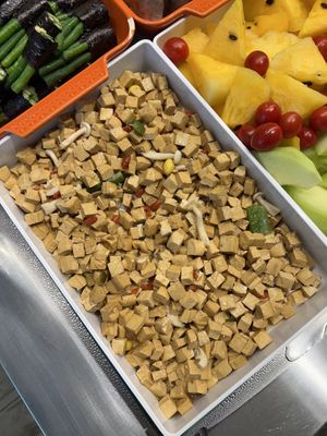 Buffet options  at Chéng 誠 - Lohas VLML - Da'an District in Taipei