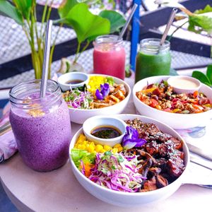 Liquid Nourishment + Rainbow Bowls at Kindred Cafe in Davao City
