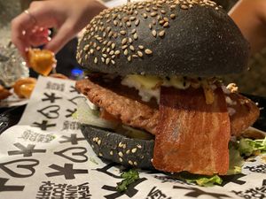 Royal smash at Vegan Junk Food Bar - El Born in Barcelona