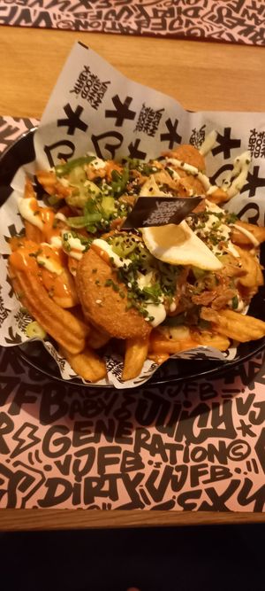 fizz and chips at Vegan Junk Food Bar - El Born in Barcelona