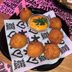 Mac and cheeze balls  at Vegan Junk Food Bar - El Born in Barcelona