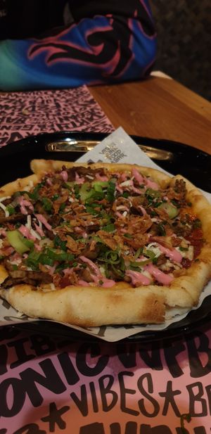 Truffle Pizza as a starter at Vegan Junk Food Bar - El Born in Barcelona