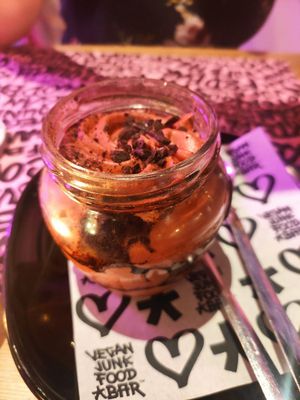 Postre - tiramisú Besneta at Vegan Junk Food Bar - El Born in Barcelona
