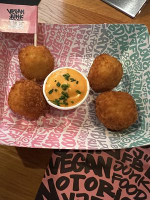 Crunchy Mac & Cheeze Betterballs  at Vegan Junk Food Bar - El Born in Barcelona