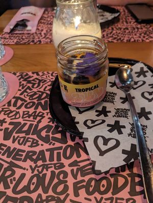 Tropical Buba (again) at Vegan Junk Food Bar - El Born in Barcelona