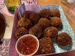 Thai Peanut Chicken better balls    at Vegan Junk Food Bar - El Born in Barcelona