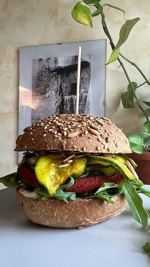 Burger at Laboratorio - Food. Drink. Green Cosmetics in Jesi