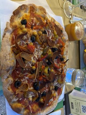 Pizza SGT Pepper's at Laboratorio - Food. Drink. Green Cosmetics in Jesi