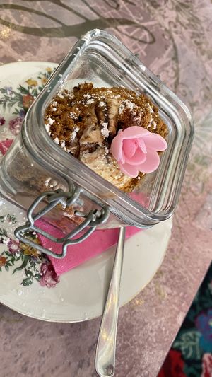 Glace vanille et chocolat, avec crème caramel et morceaux de spéculoos.  at La Bohème in Saintes-maries-de-la-mer