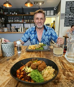  at Vegged in Chesterfield