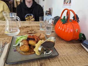 Sunday lunch with mushroom pie at Vegged in Chesterfield