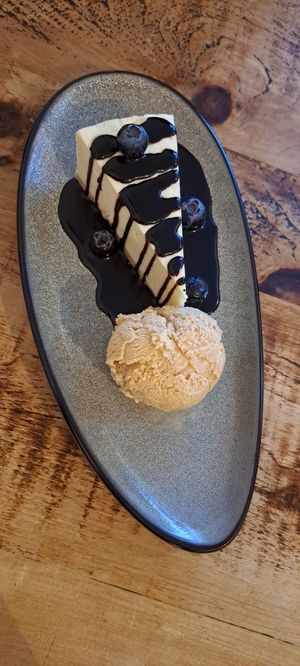  at Vegged in Chesterfield