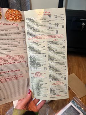   at Donna's Pizzeria in Saddle Brook