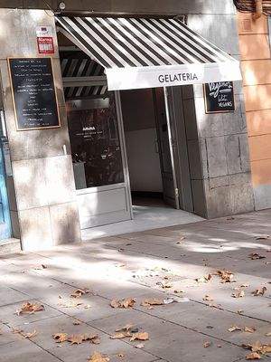 Entrance at AMMA Gelato in Barcelona