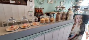 Cakes at Un Piano dans la Théière in La Rochelle