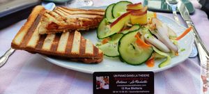 Croque monsieur at Un Piano dans la Théière in La Rochelle