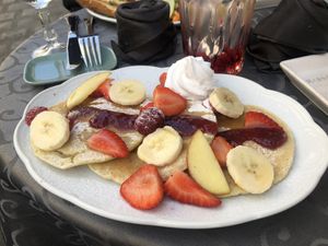Pancakes at Un Piano dans la Théière in La Rochelle