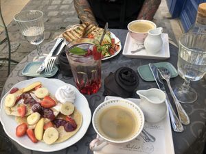 Good food! at Un Piano dans la Théière in La Rochelle