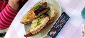 Aperitif at Un Piano dans la Théière in La Rochelle