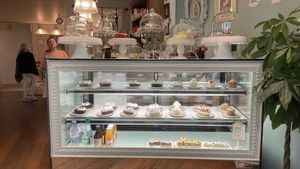   at Un Piano dans la Théière in La Rochelle