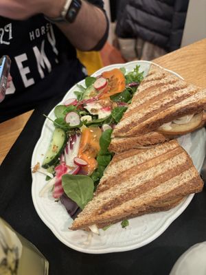 Croc seitan  at Un Piano dans la Théière in La Rochelle