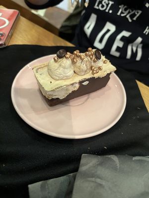 Gâteau café   at Un Piano dans la Théière in La Rochelle