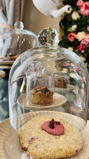 Shortbreads and scones  at Un Piano dans la Théière in La Rochelle