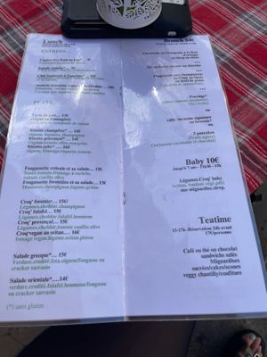  at Un Piano dans la Théière in La Rochelle