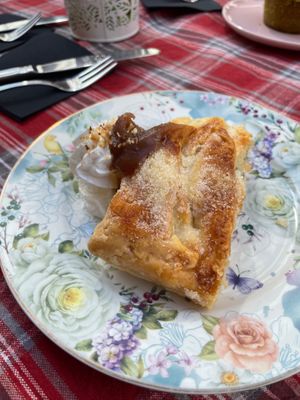  at Un Piano dans la Théière in La Rochelle