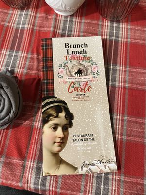   at Un Piano dans la Théière in La Rochelle