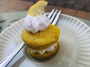 Baby citron at Un Piano dans la Théière in La Rochelle