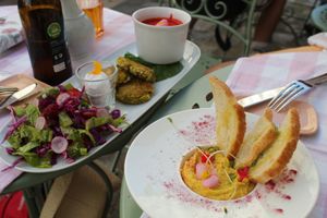 Starter at Un Piano dans la Théière in La Rochelle