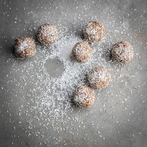 Bliss balls at WAY Specialty Coffee Roasters in Ghent