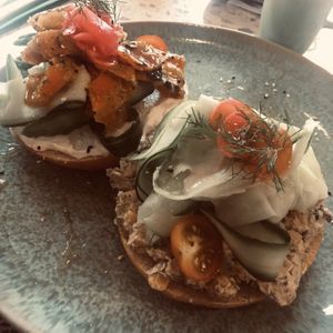 Vegan salmon and tuna bagels  at Beetschwester in Muenster