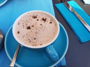 Vegane heiße Schokolade (mit Sojamilch) at Kaffeetasse in Buehl