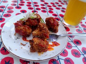 Battered Cauliflower schnack! at The Punter in Oxford