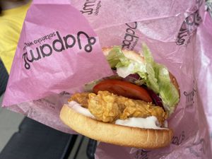 Buddha burger   at Uapami in Warsaw