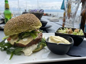 Vegan Dutch Weedburger.  at Havenpaviljoen Wad Anderz in Schiermonnikoog